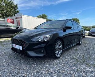 Ford Ford Focus Turnier 2.0 ECOB ST/1.Hand/Recaro/LED Gebrauchtwagen