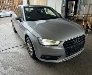 Audi Audi *A3*Attraction*STZGH*NAVI*XENON* Gebrauchtwagen