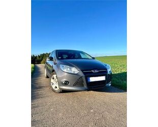 Ford Ford Focus 1,6TDCi 115ps**AHK**TÜV**Klima Gebrauchtwagen