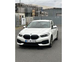 BMW BMW 118i NAVI LED GARANTIE SITZHEIZUNG PDC DAB & U Gebrauchtwagen