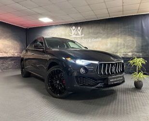 Maserati Maserati Levante 3.0 V6 Q4 Autom 4x4 Pano Leder Lu Gebrauchtwagen