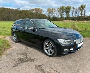 BMW BMW 330d Touring *Autom*AdapMFahrw*Xenon*NavProf* Gebrauchtwagen