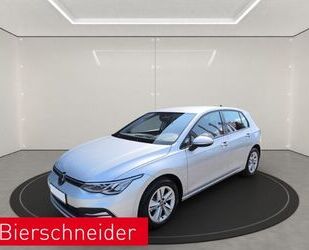 VW Volkswagen Golf 8 2.0 TDI DSG NAVI LED ACC LENKRAD Gebrauchtwagen