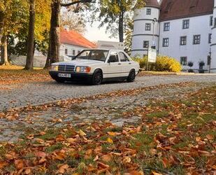 Mercedes-Benz Mercedes-Benz W201 190. 80000KM KEIN ROST Gebrauchtwagen