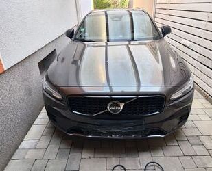 Volvo Volvo V90 T6 AWD Recharge Ultimate Auto Ultra Dark Gebrauchtwagen