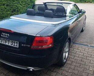 Audi Audi A4 2.0 TDI (DPF) Cabriolet - S-Line Paket Gebrauchtwagen