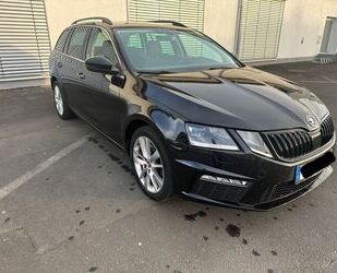 Skoda Skoda Octavia 2.0 TDI SCR DSG 4x4 RS Combi RS Gebrauchtwagen