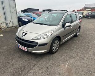 Peugeot Peugeot 207 SW Tendance 1,4L *Panorama*Klima*Allw Gebrauchtwagen