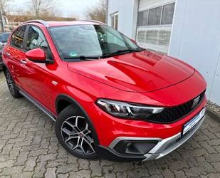 Fiat Fiat Tipo 1.6 Cross Red/TEMP/KLIMAAUT/KAMERA/DAB+/ Gebrauchtwagen