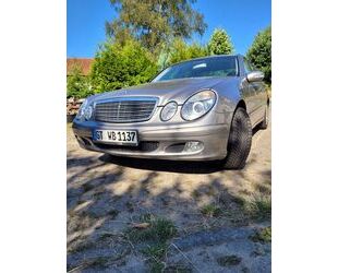 Mercedes-Benz Mercedes-Benz E 200 KOMPRESSOR CLASSIC Classic Gebrauchtwagen