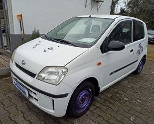 Daihatsu Daihatsu Cuore 1.0 Plus+CD USB+TÜV NEU Gebrauchtwagen