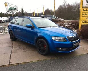 Skoda Skoda Octavia Combi Elegance 4x4, Topzustand ! Gebrauchtwagen