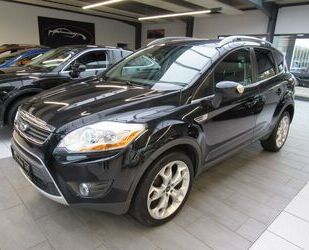 Ford Ford Kuga Titanium / 4x4/Navi/ Klimaautomatik Gebrauchtwagen