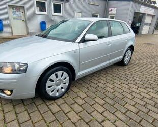 Audi Audi A3 Sportback 1.6 Attraction, AHK, Klima, 79 T Gebrauchtwagen