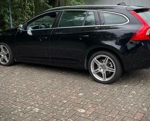 Volvo Volvo V60 D4 Geartronic SH gepflegt VOLL AUSSTATTU Gebrauchtwagen