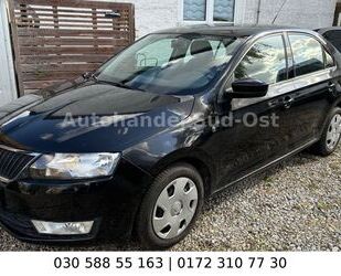 Skoda Skoda Rapid Limousine Automatik PDC AHK SHZ Klima Gebrauchtwagen