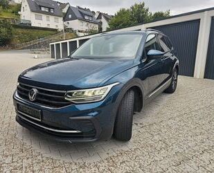 VW Volkswagen Tiguan 1.5 TSI Life LED NAVI KLIMA ACC Gebrauchtwagen