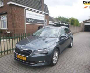 Skoda Skoda Superb kombi 1.6 TDI Style Business automati Gebrauchtwagen