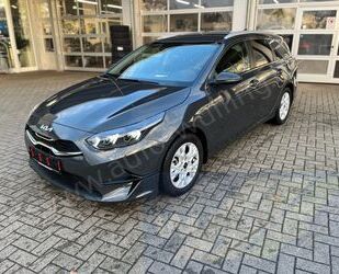 Kia Kia ceed Sportswagon 1.5T-GDI DCT Vision Kamera Na Gebrauchtwagen