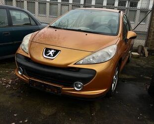 Peugeot Peugeot 207 Urban Move 1,4*KLIMAANLAGE*EURO 4*ALUF Gebrauchtwagen