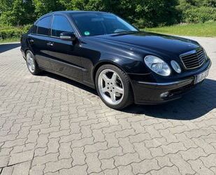 Mercedes-Benz Mercedes-Benz E 500 AVANTGARDE Top Zustand AMG wen Gebrauchtwagen