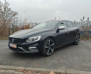 Volvo Volvo V60 D5 R-Design*BI-Xenon*ACC*STHZ*GSD*AHK*Ka Gebrauchtwagen