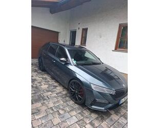 Skoda Skoda Octavia 2.0 TSI DSG RS COMBI RS Gebrauchtwagen