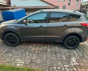 Ford Ford Kuga 2,0 TDCi 2x4 110kW Titanium Gebrauchtwagen