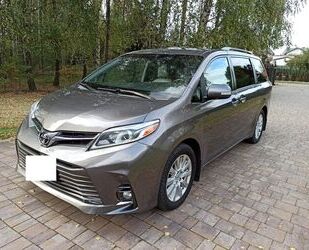 Toyota Toyota Sienna 3.5 V6 Limited AWD RFK Leder LPG Gebrauchtwagen