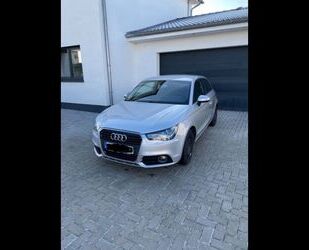 Audi Audi A1 1.6 TDI Ambition Ambition Gebrauchtwagen