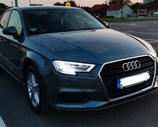 Audi Audi A3 1.6 TDI S tronic - Navi, Xenon, Nichtrauch Gebrauchtwagen