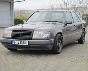 Mercedes-Benz Mercedes-Benz 300 E, W 124, H-Kennzeichen Gebrauchtwagen