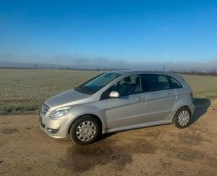 Mercedes-Benz Mercedes-Benz B 170 1.Hand Klima PDC Gebrauchtwagen