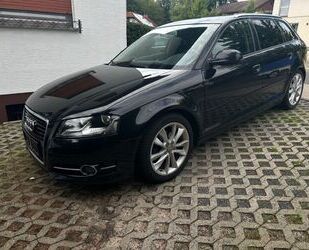 Audi Audi A3 1.6 TDI (DPF) 102g CO2 Attract. Sportb. A. Gebrauchtwagen