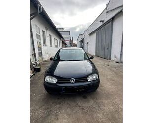 VW Volkswagen Golf 1.6 Standard Gebrauchtwagen