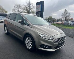 Ford Ford S-MAX Titanium/Leder/Navi/Klima/Pdc/Cruise/Si Gebrauchtwagen