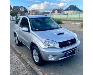 Toyota Toyota RAV 4 2.0-l-D-4D 4x4 Executive 1 Hand Rentn Gebrauchtwagen