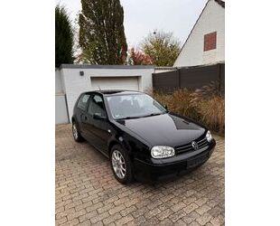 VW Volkswagen Golf 1.6 Basis Basis Gebrauchtwagen