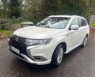 Mitsubishi Mitsubishi Plug-in Hybrid Outlander Gebrauchtwagen