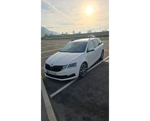 Skoda Skoda Octavia 2.0 TDI SCR DSG SOLEIL Combi SOLEIL Gebrauchtwagen