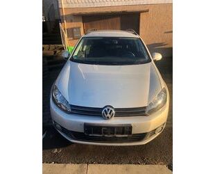 VW Volkswagen Golf 1.4 TSI 90kW Comfortline Variant C Gebrauchtwagen