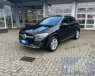 Mercedes-Benz Mercedes-Benz GLA 250 4-Matic Autom Leder Kamera T Gebrauchtwagen