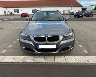 BMW BMW 320d Touring - Xenon - 8-fach bereift Gebrauchtwagen