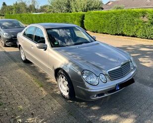 Mercedes-Benz Mercedes-Benz E 200 CLASSIC aus 2ter Hand Gebrauchtwagen