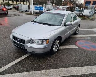 Volvo Volvo S60 Lim. 2.4 D Kinetic ROLLSTUHLUMBAU Gebrauchtwagen