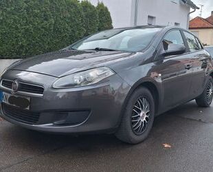 Fiat Fiat Bravo 1.4 16V Active Active Gebrauchtwagen