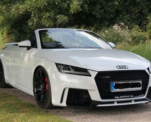 Audi Audi TT RS Roadster*Keramikbremse*Carbon*560PS* Gebrauchtwagen