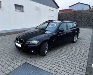 BMW BMW 318d Touring - XEN,Navi,SHZ,Klima,8-fach berei Gebrauchtwagen