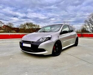 Renault Renault Clio R.S. Cup 2.0 16V 200 R.S. Cup Gebrauchtwagen