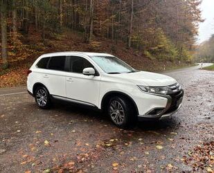 Mitsubishi Mitsubishi Outlander 2.2 DI-D Diamant Edition+ 4WD Gebrauchtwagen